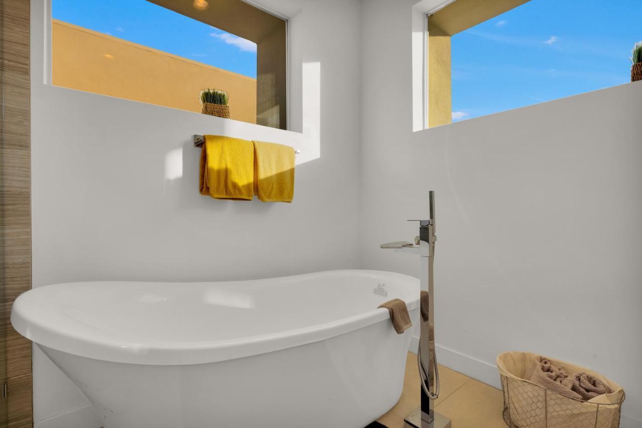 Gateway Luxury Resort Style With A Private Pool Palm Springs Exterior photo